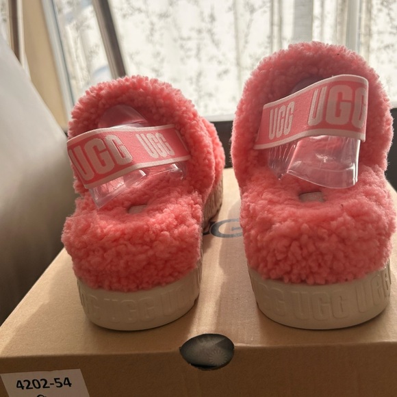 UGG Oh Fluffita Pink Slippers 💗 - Picture 6 of 13